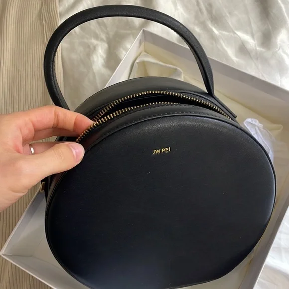 COPY - JW PEI circle top handle bag - Picture 3 of 4